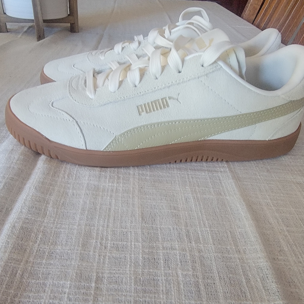 Puma White and Tan Athletic Shoes